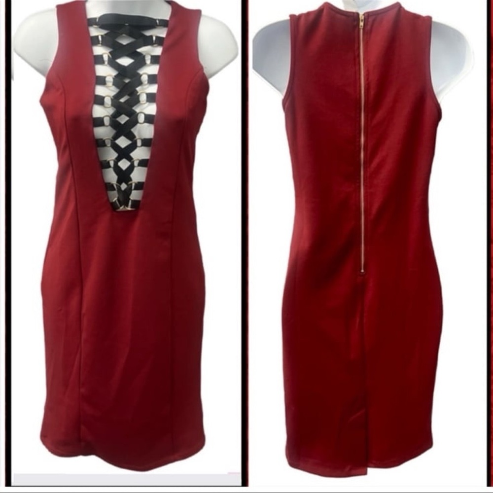 Elegant Red Sleeveless Dress